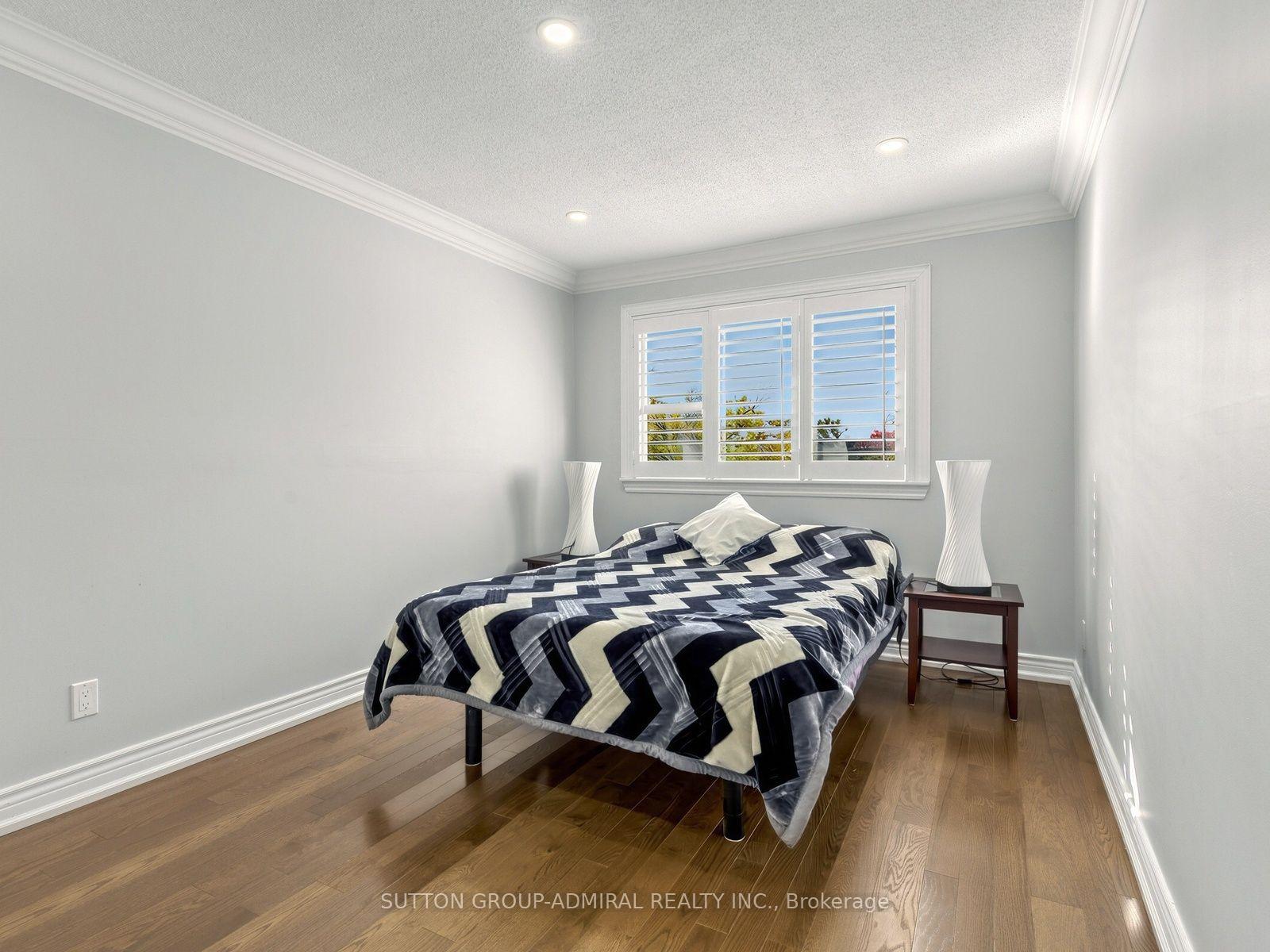 Photo 28 of 238 Glen Shields Avenue, Vaughan, Glen Shields — HOMEH