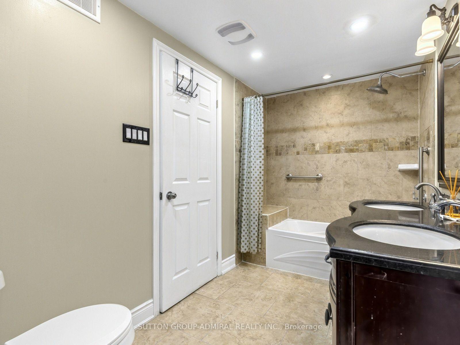Photo 35 of 238 Glen Shields Avenue, Vaughan, Glen Shields — HOMEH