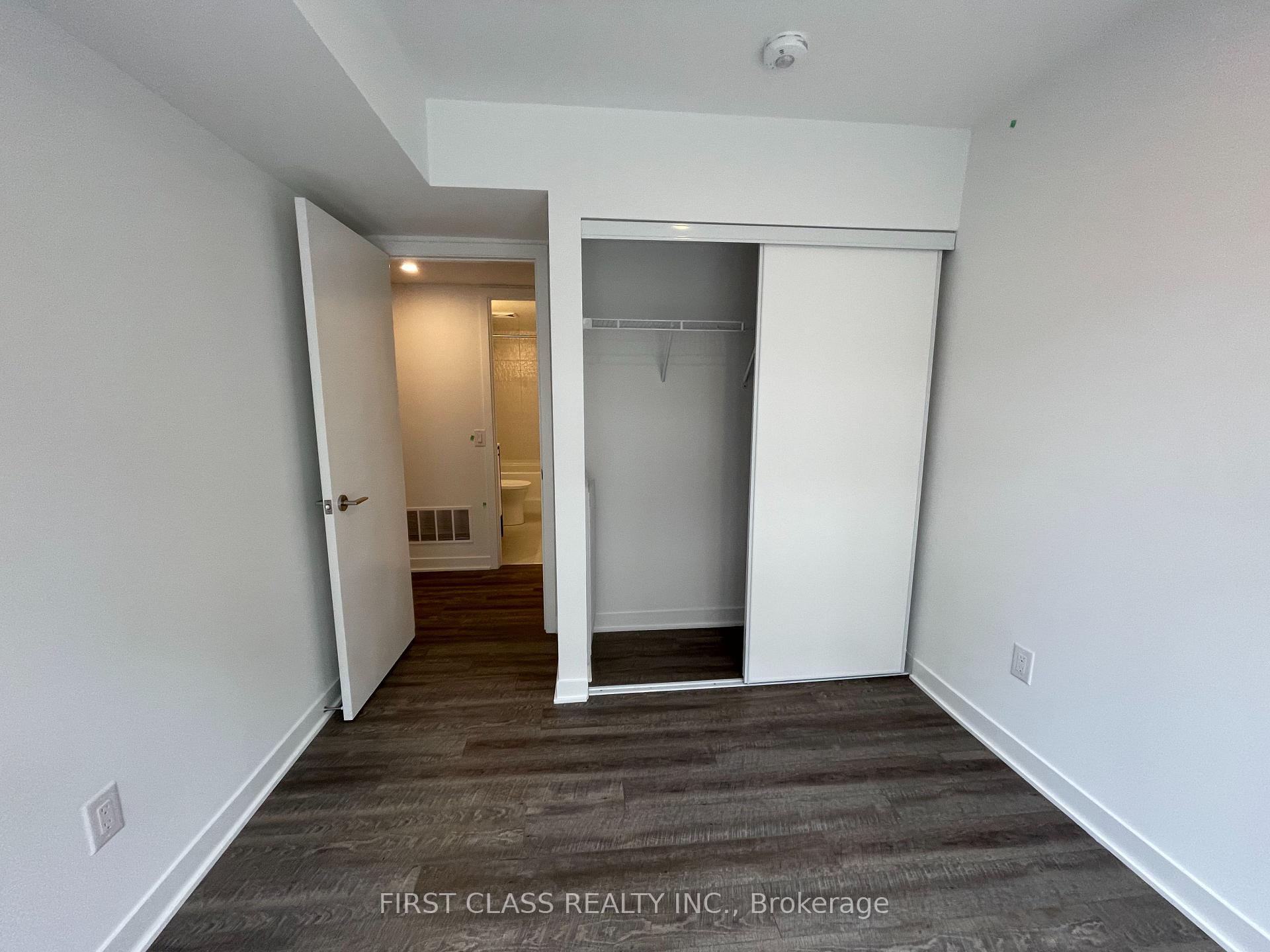Photo 8 of Unit TH13, 20 Ed Clark Gardens, Toronto, Weston-Pellam Park — HOMEH
