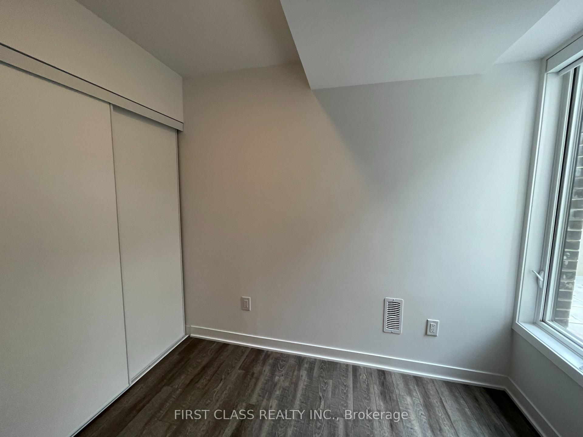 Photo 11 of Unit TH13, 20 Ed Clark Gardens, Toronto, Weston-Pellam Park — HOMEH