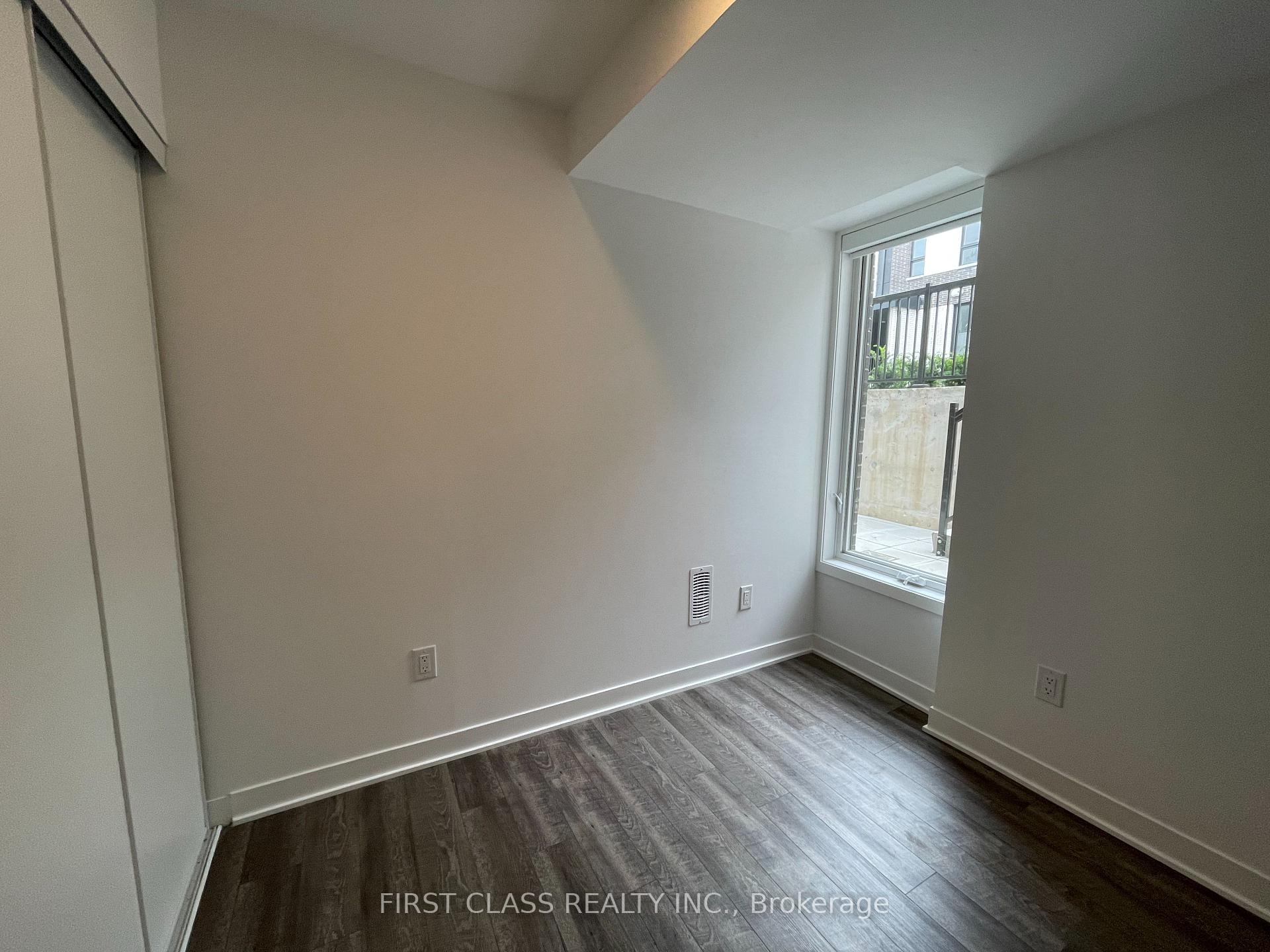Photo 12 of Unit TH13, 20 Ed Clark Gardens, Toronto, Weston-Pellam Park — HOMEH
