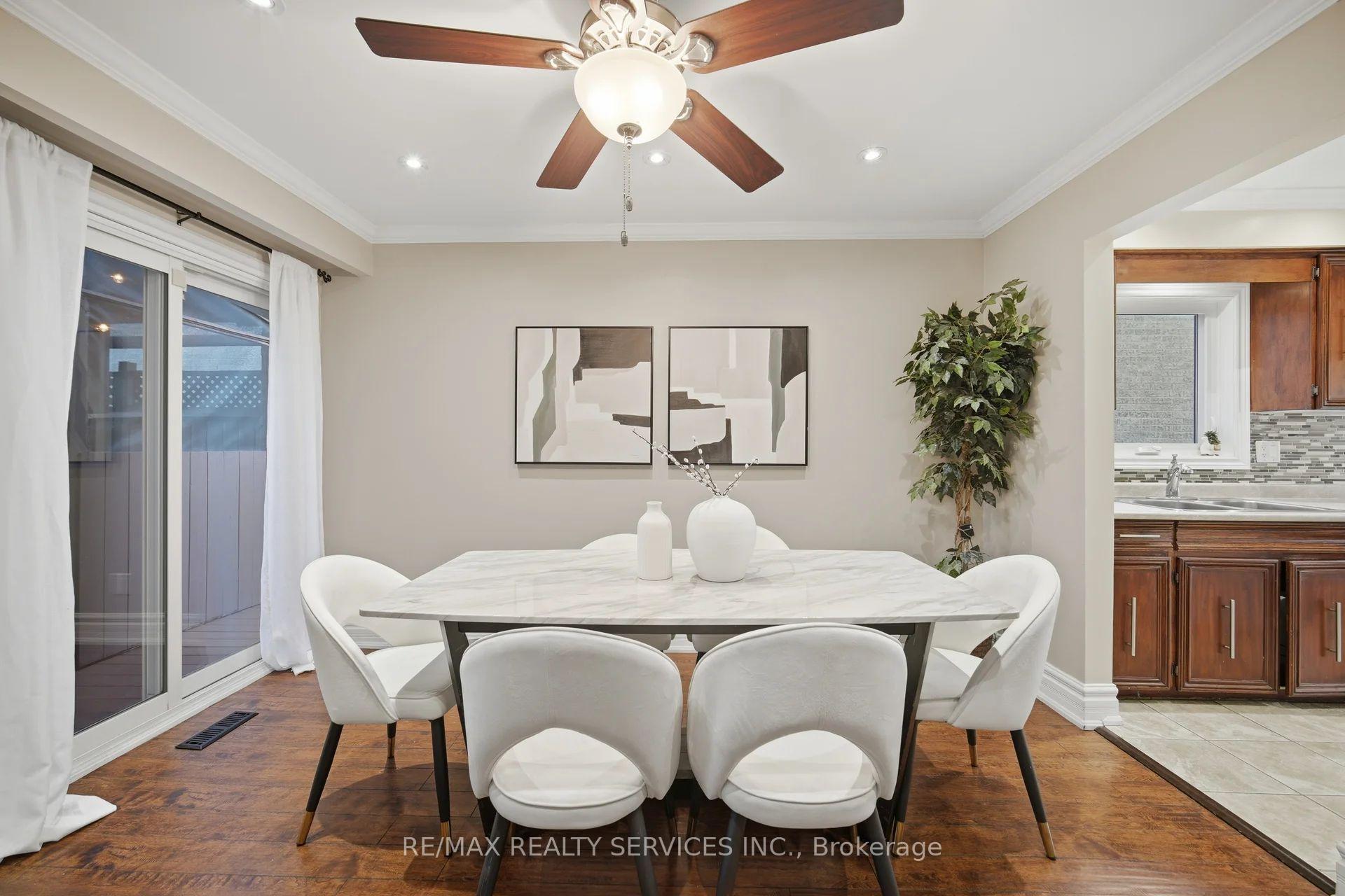 Photo 10 of 47 Lindridge Avenue, Brampton, Westgate — HOMEH