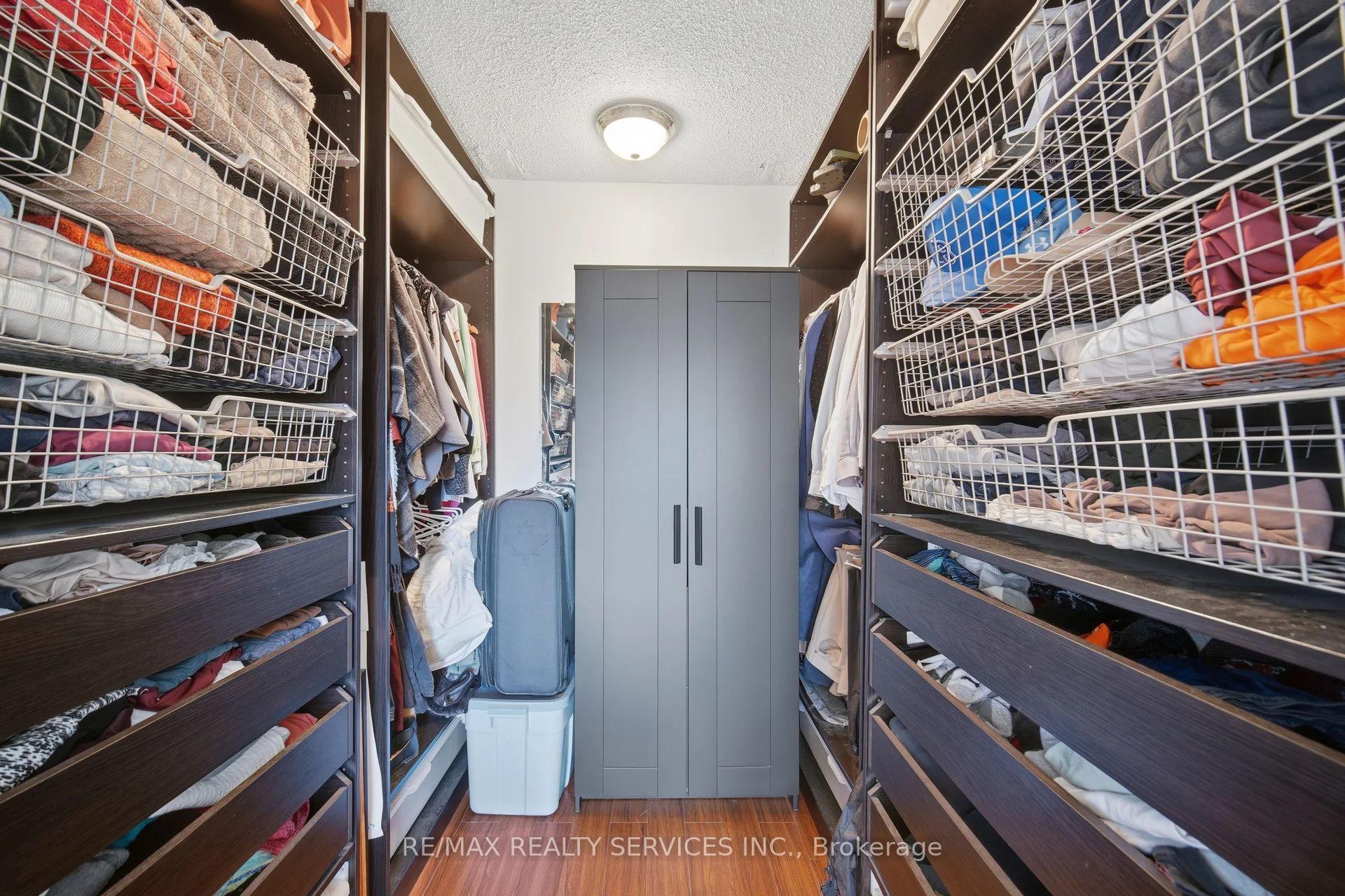 Photo 19 of 47 Lindridge Avenue, Brampton, Westgate — HOMEH