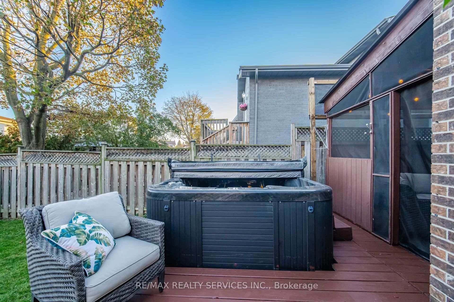 Photo 33 of 47 Lindridge Avenue, Brampton, Westgate — HOMEH