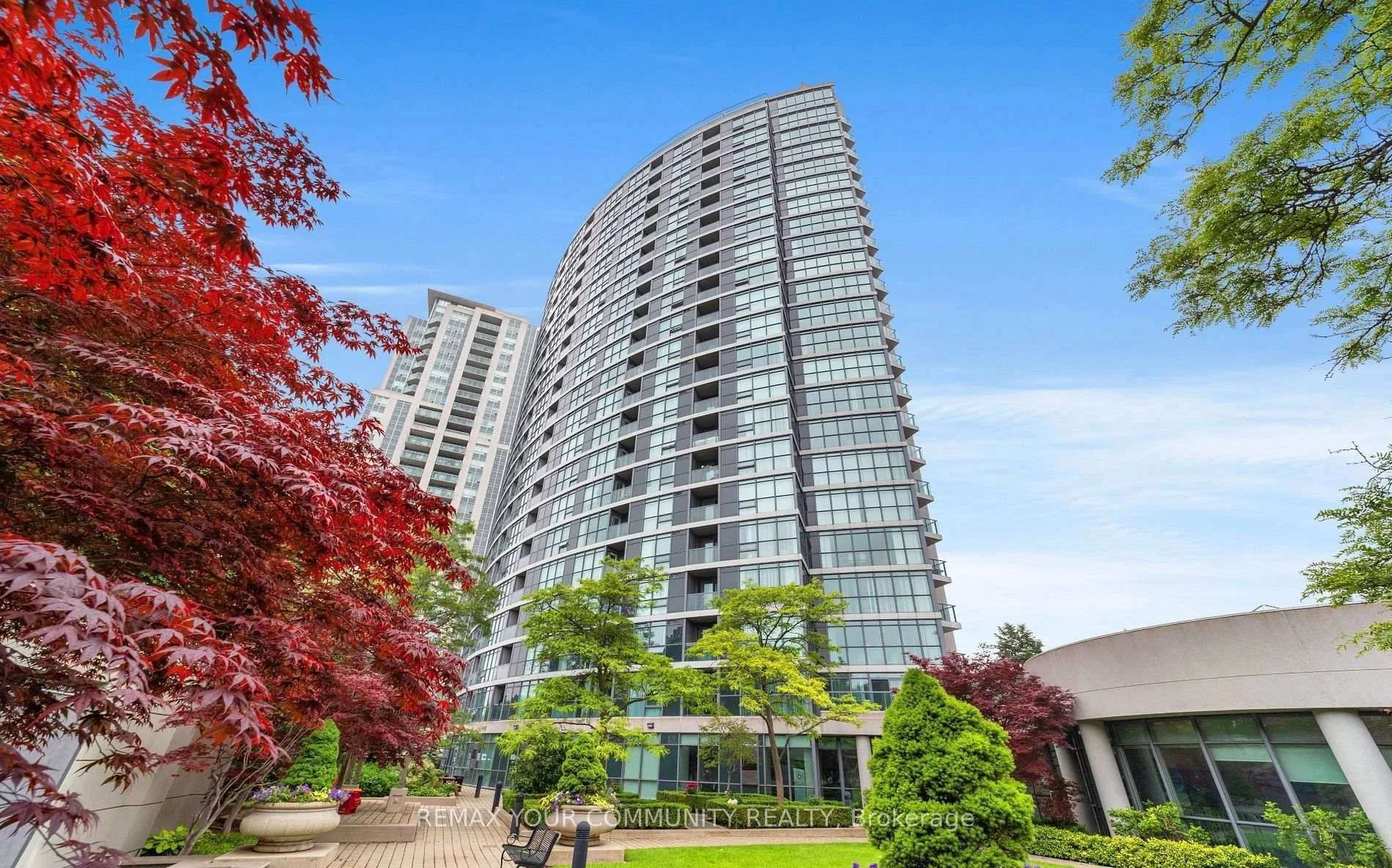 Photo of 28 Harrison Garden Boulevard