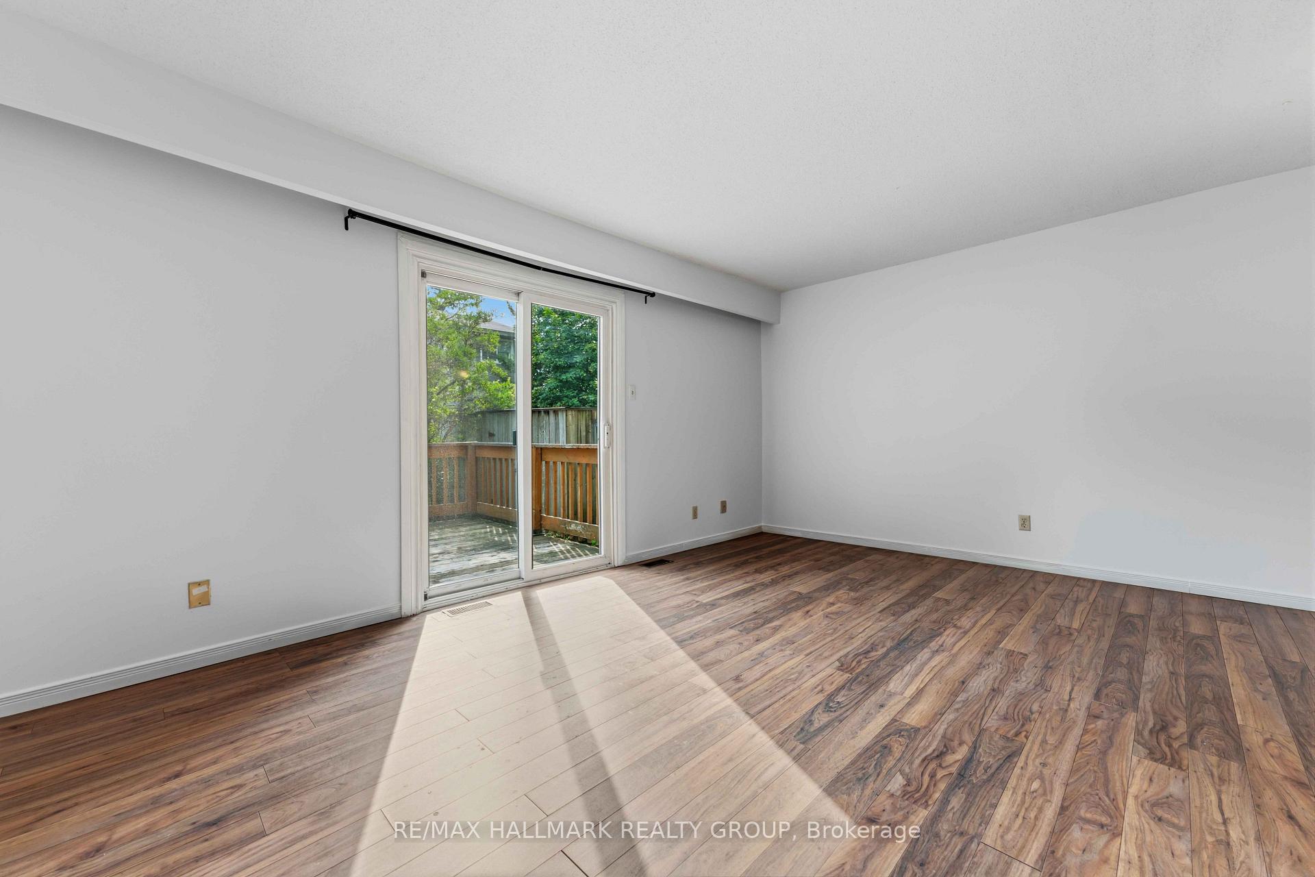 Photo 11 of 193 Pickford Drive, Ottawa, Kanata - Katimavik — HOMEH