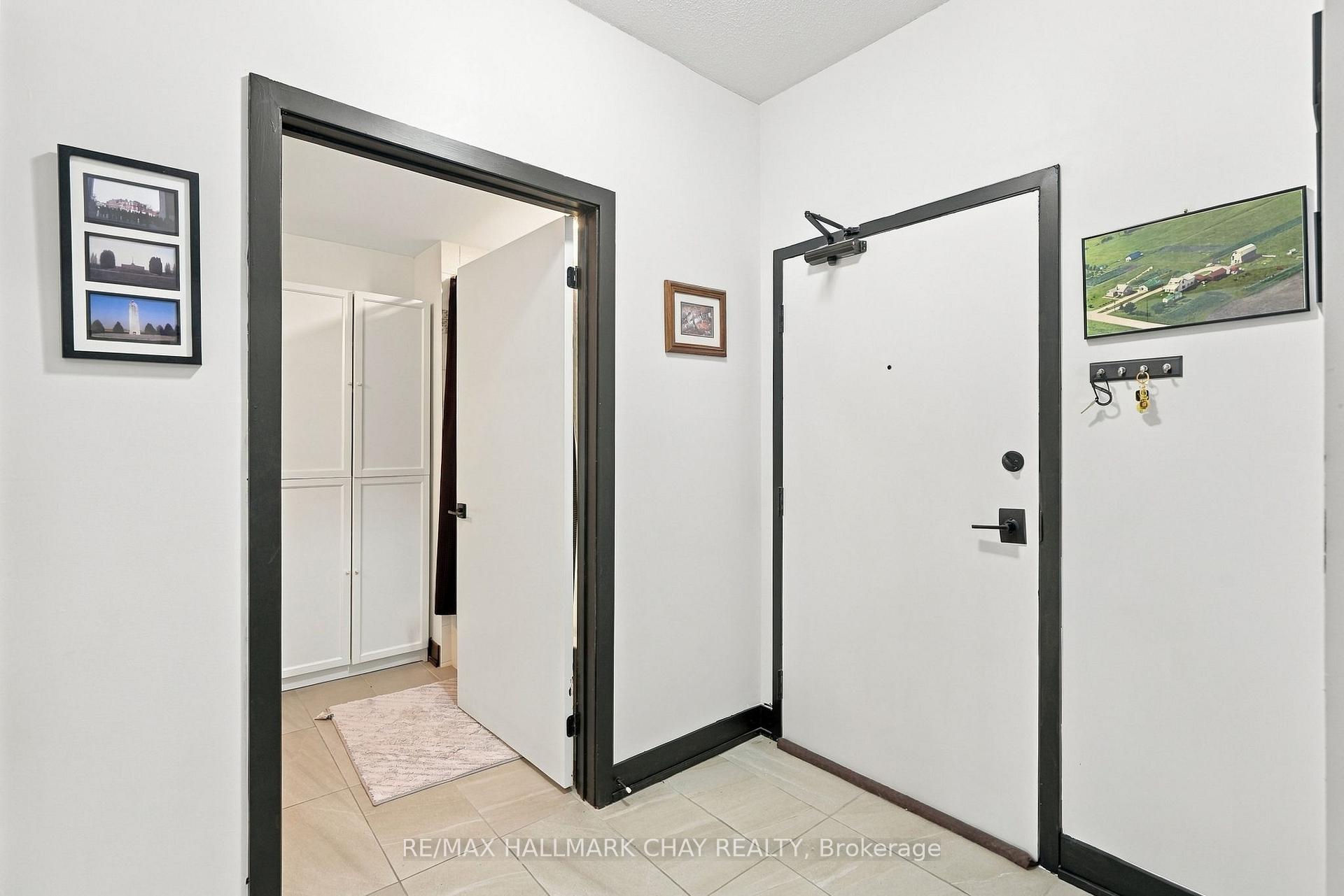 Photo 8 of Unit 107, 5 Chef Lane, Barrie, Rural Barrie Southeast — HOMEH
