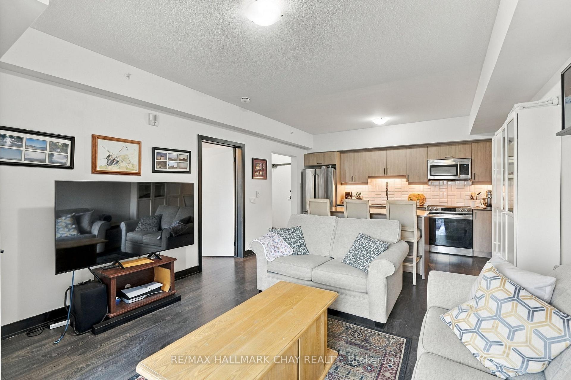 Photo 18 of Unit 107, 5 Chef Lane, Barrie, Rural Barrie Southeast — HOMEH