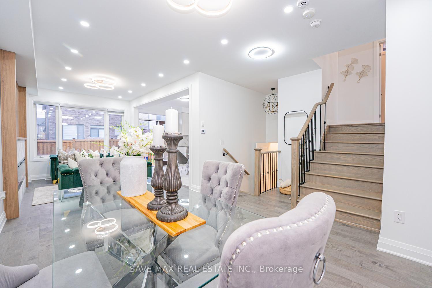 Photo 8 of 42 Prince Philip Boulevard, North Dumfries, Ayr — HOMEH