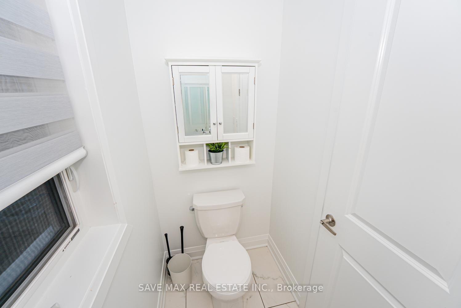 Photo 44 of 42 Prince Philip Boulevard, North Dumfries, Ayr — HOMEH