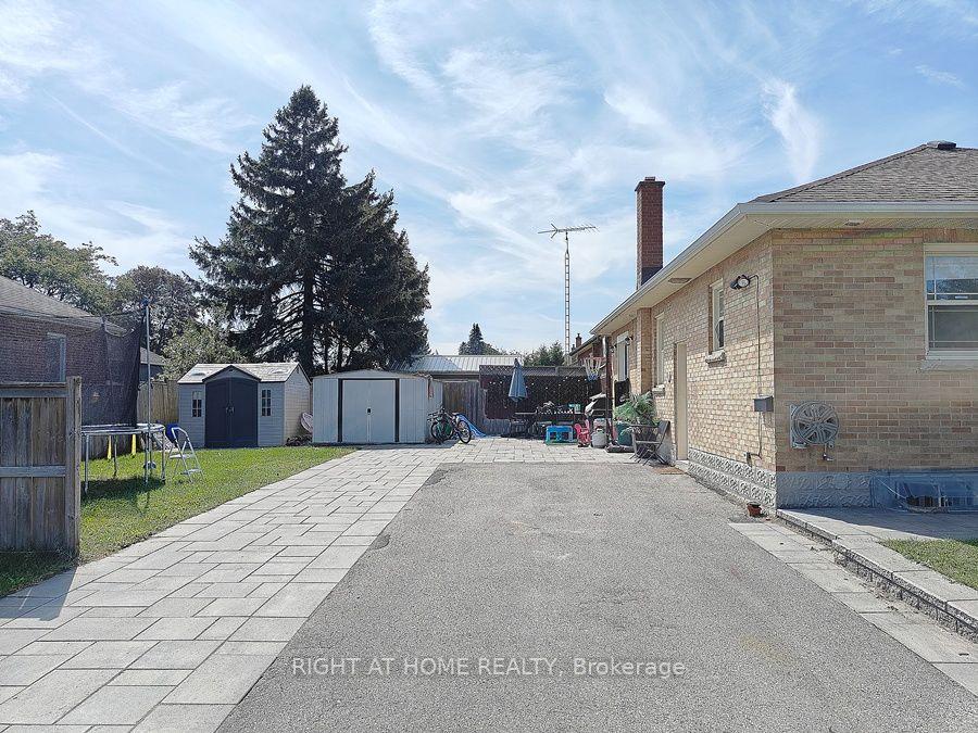 Photo 3 of Unit Main Floor, 45 Prince Street, Clarington, Bowmanville — HOMEH