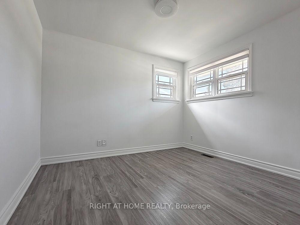 Photo 12 of Unit Main Floor, 45 Prince Street, Clarington, Bowmanville — HOMEH