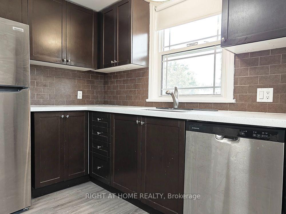 Photo 15 of Unit Main Floor, 45 Prince Street, Clarington, Bowmanville — HOMEH