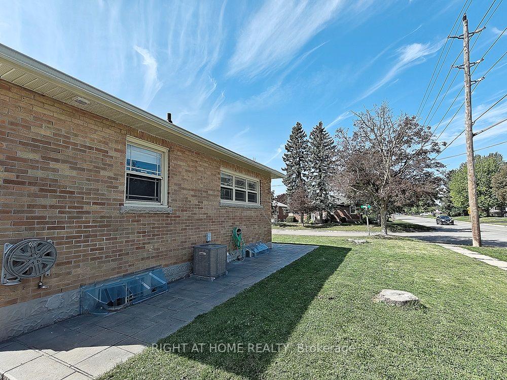 Photo 18 of Unit Main Floor, 45 Prince Street, Clarington, Bowmanville — HOMEH