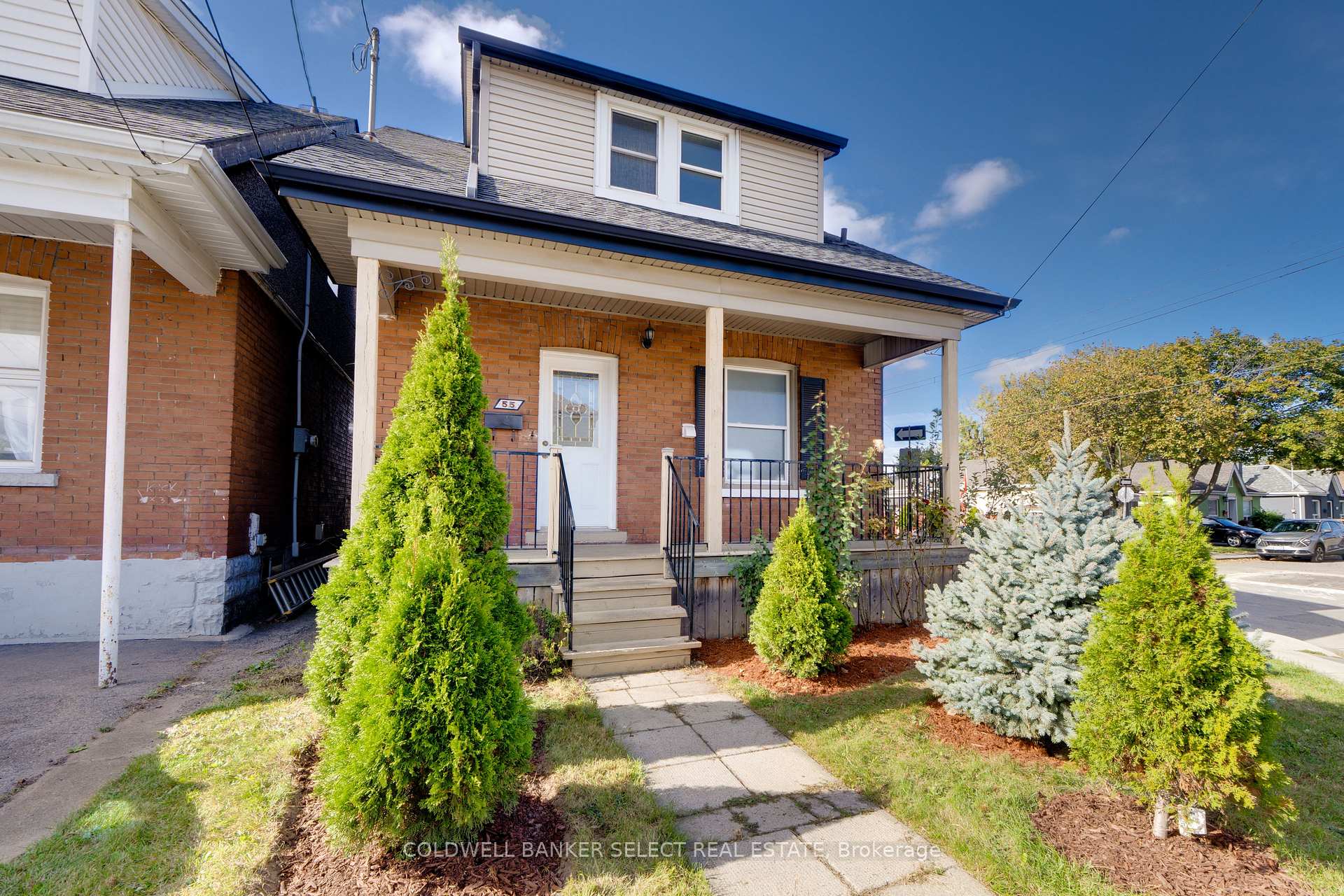 Photo 1 of 55 Frederick Avenue, Hamilton, Crown Point — HOMEH
