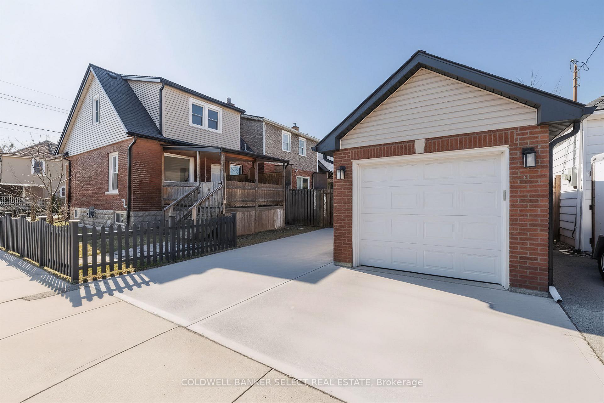 Photo 27 of 55 Frederick Avenue, Hamilton, Crown Point — HOMEH
