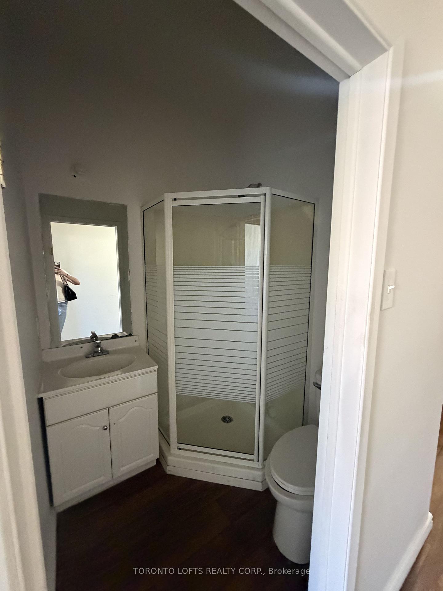 Photo 10 of 381 Dundas Street E, Toronto, Moss Park — HOMEH