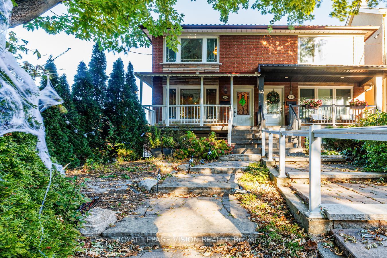 Photo 1 of 445 Shaw Street, Toronto, Trinity-Bellwoods — HOMEH