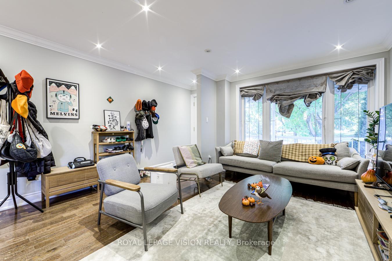 Photo 6 of 445 Shaw Street, Toronto, Trinity-Bellwoods — HOMEH