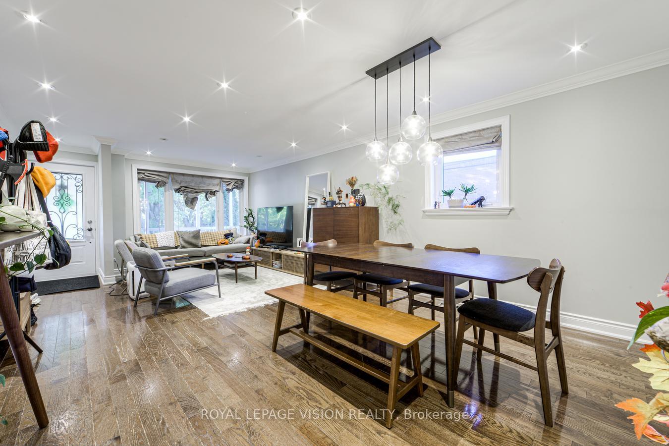 Photo 8 of 445 Shaw Street, Toronto, Trinity-Bellwoods — HOMEH