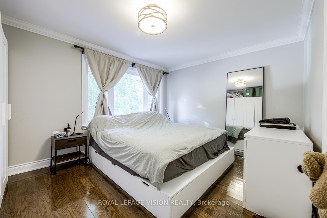 Photo 16 of 445 Shaw Street, Toronto, Trinity-Bellwoods — HOMEH
