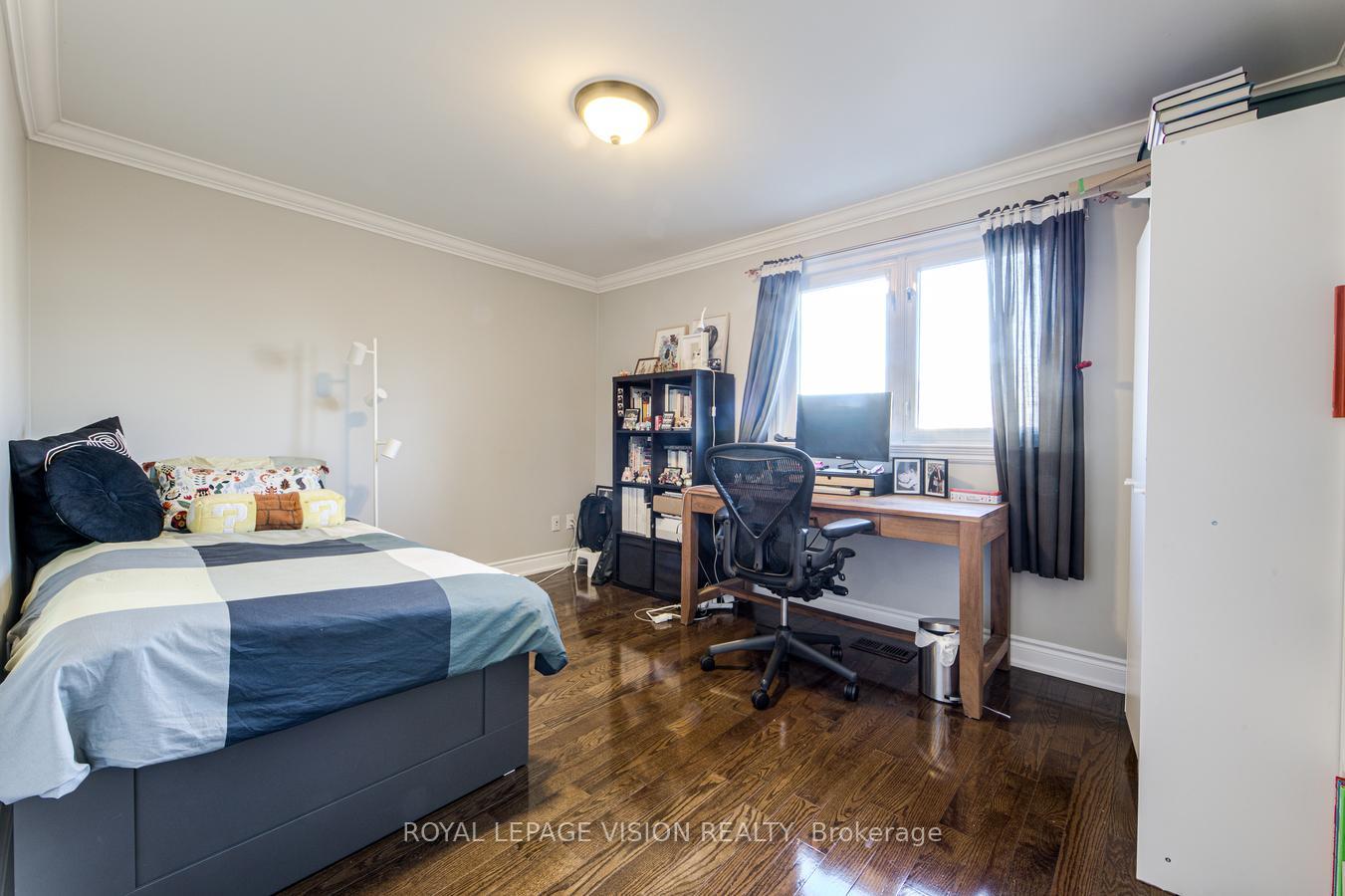 Photo 18 of 445 Shaw Street, Toronto, Trinity-Bellwoods — HOMEH