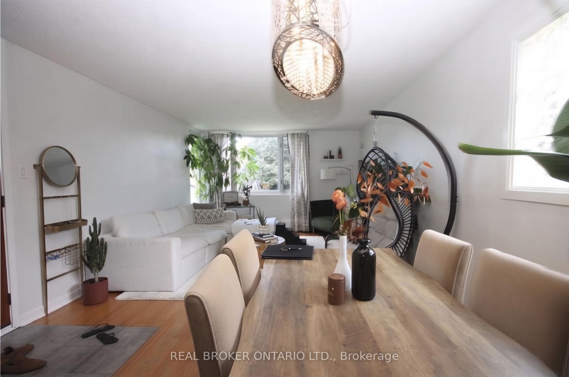 Photo 4 of Unit 1, 28 Leeming Drive, Ottawa, Crystal Beach — HOMEH