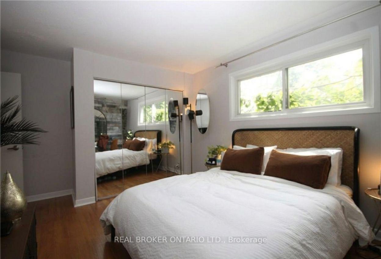 Photo 8 of Unit 1, 28 Leeming Drive, Ottawa, Crystal Beach — HOMEH