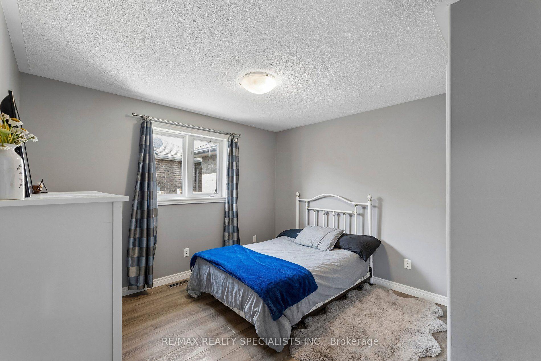 Photo 18 of 375 Fairway Road, Woodstock, Woodstock - North — HOMEH