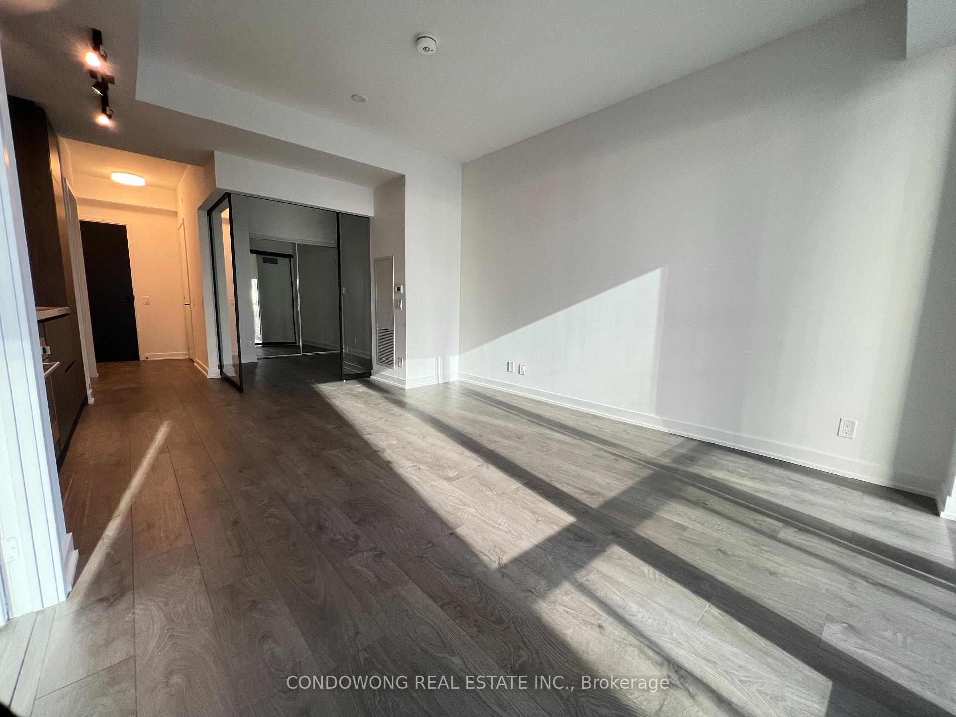 Photo 3 of Unit 1106, 108 Peter Street, Toronto, Waterfront Communities — HOMEH