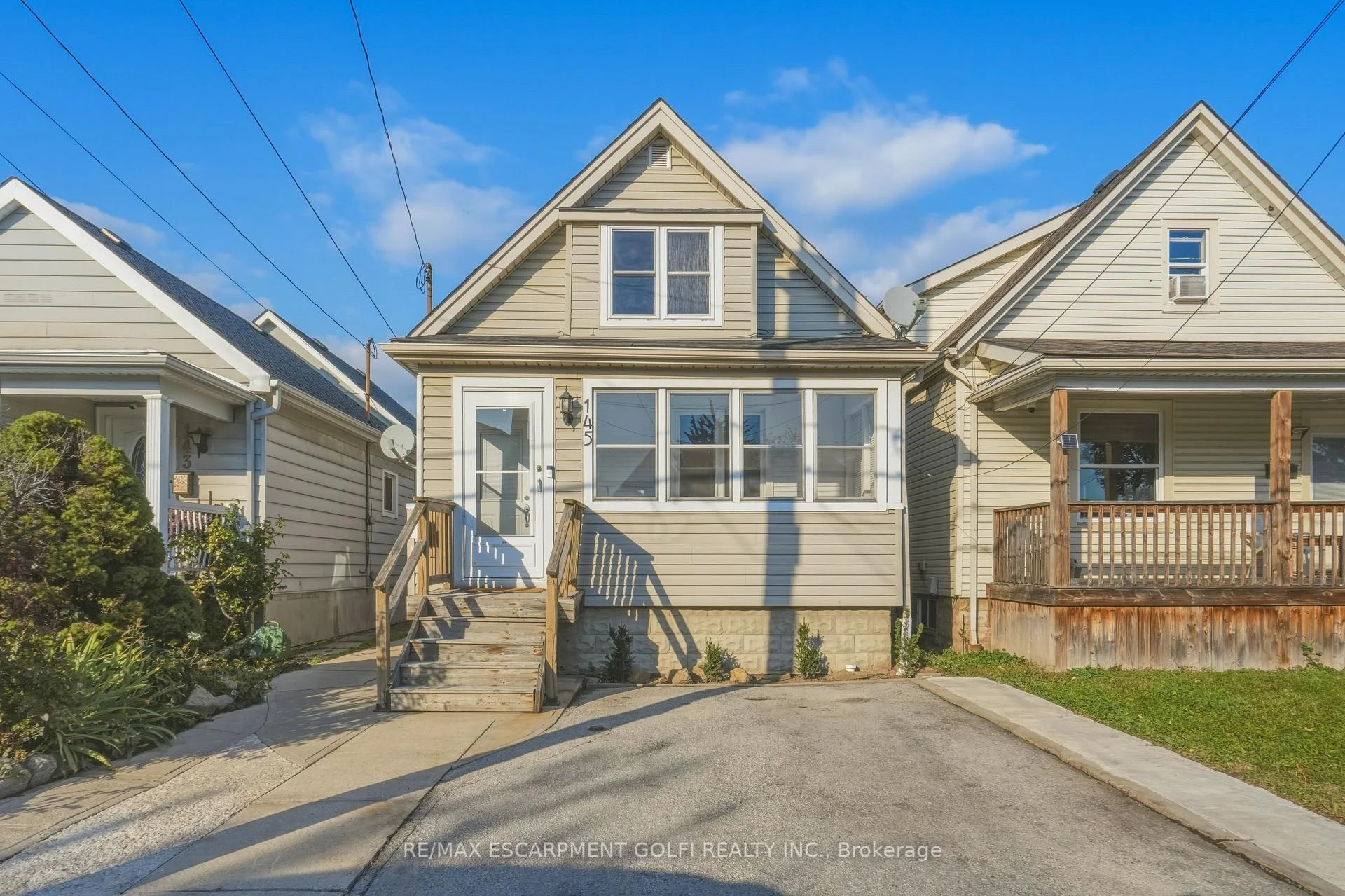 Photo of 145 Campbell Avenue