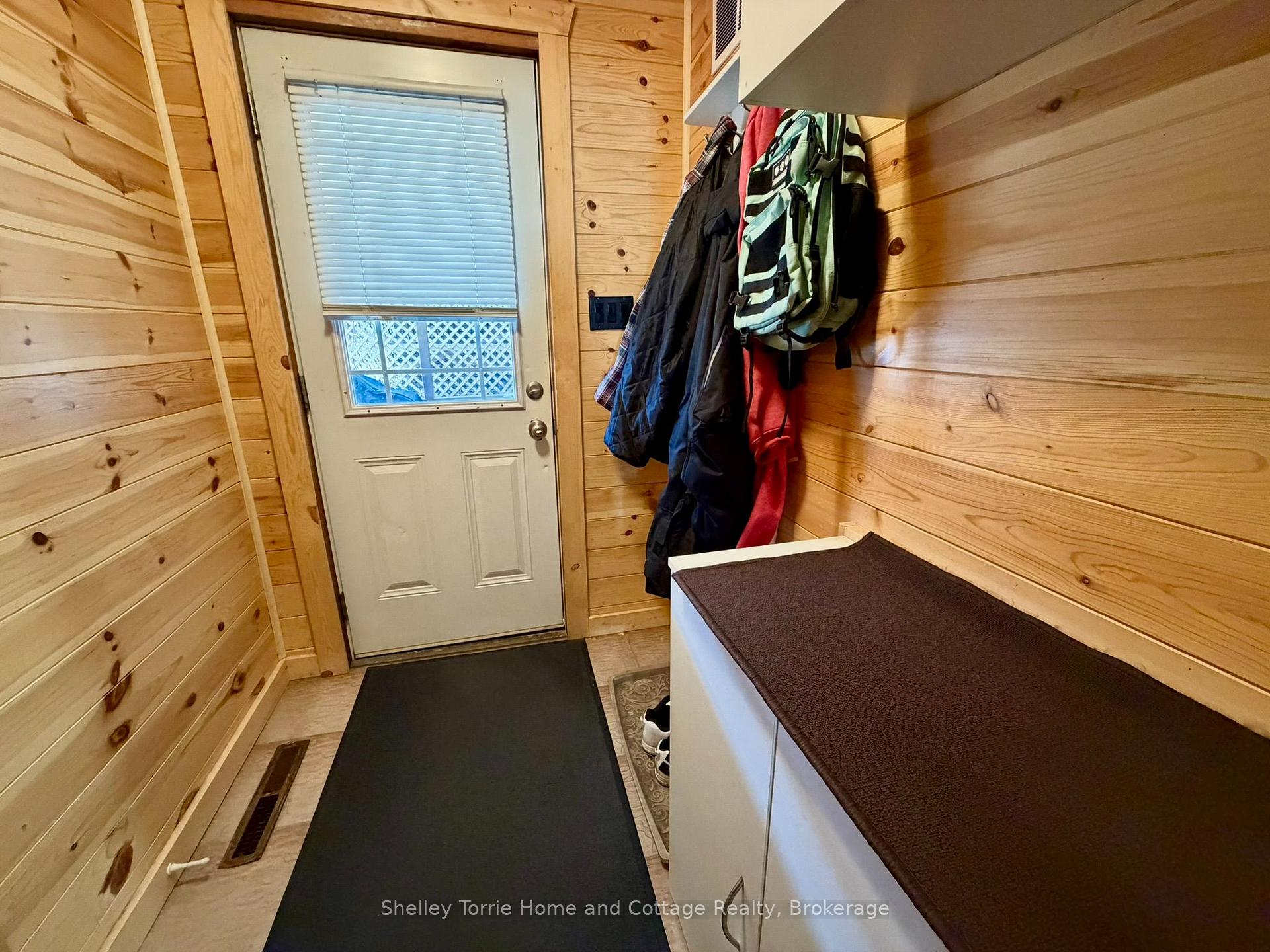 Photo 9 of 348 Eighth Avenue S, Kenora, Lakeside — HOMEH