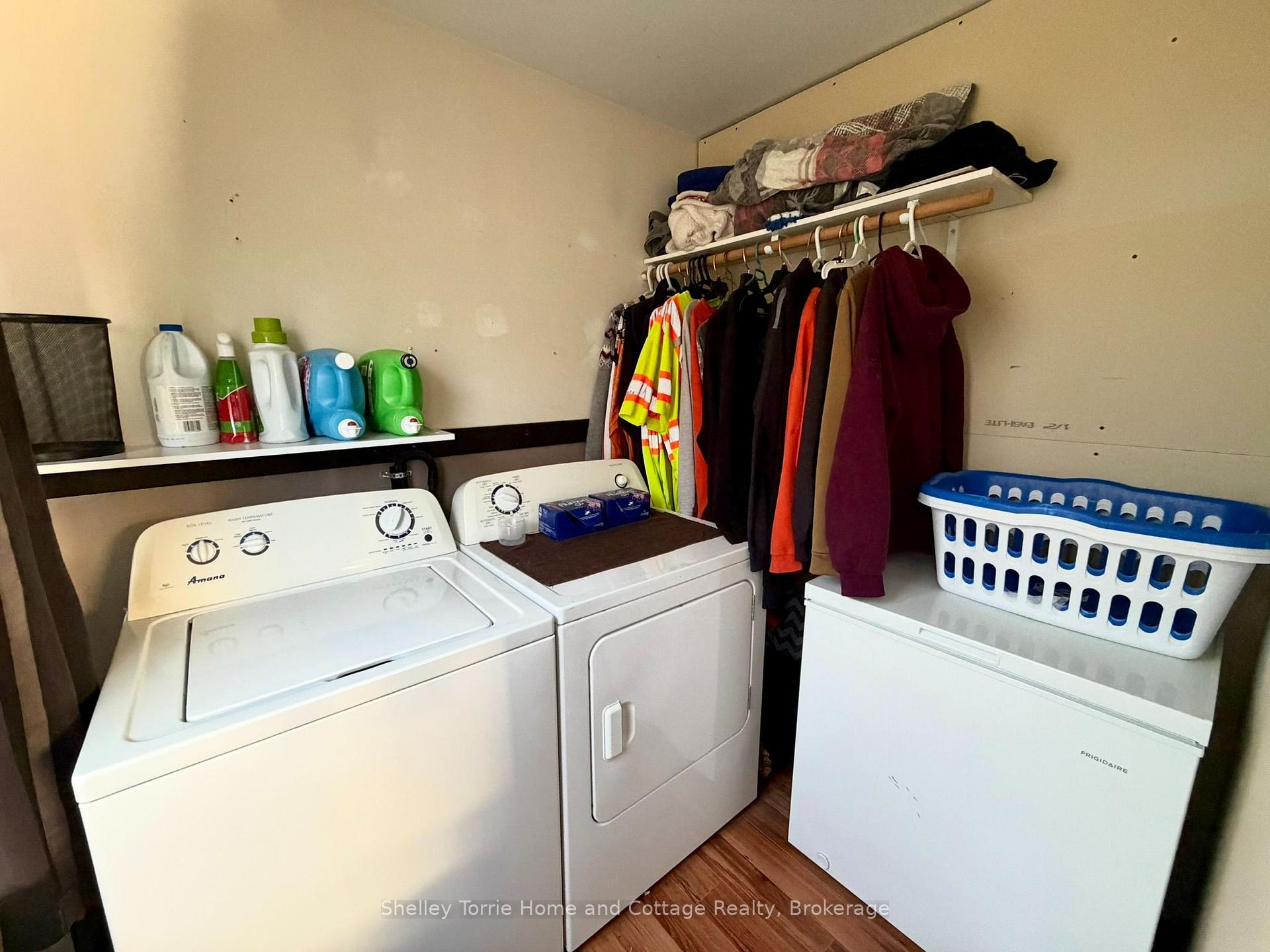 Photo 19 of 348 Eighth Avenue S, Kenora, Lakeside — HOMEH