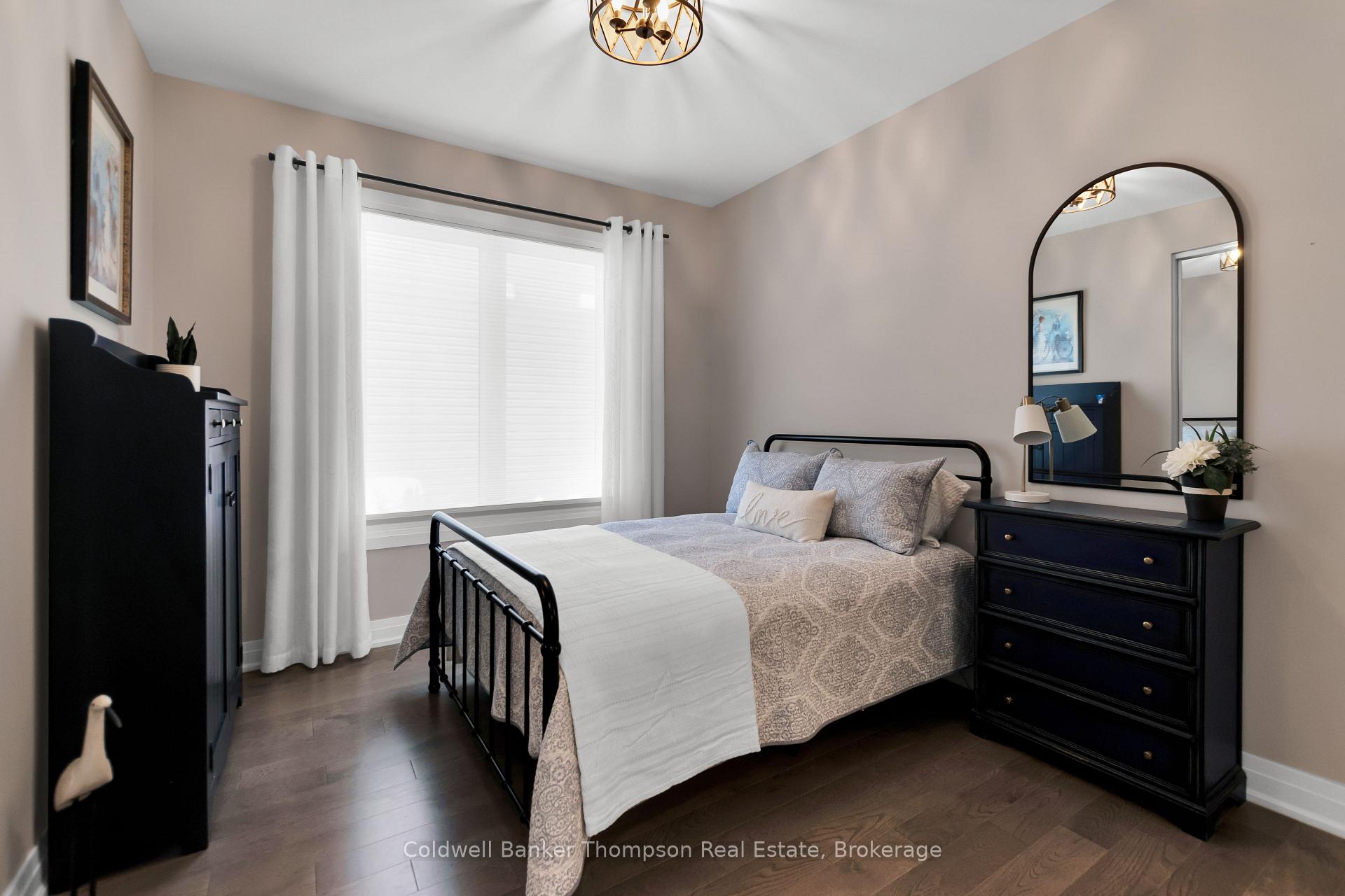 Photo 32 of 67 Chambery Street, Bracebridge, Macaulay — HOMEH