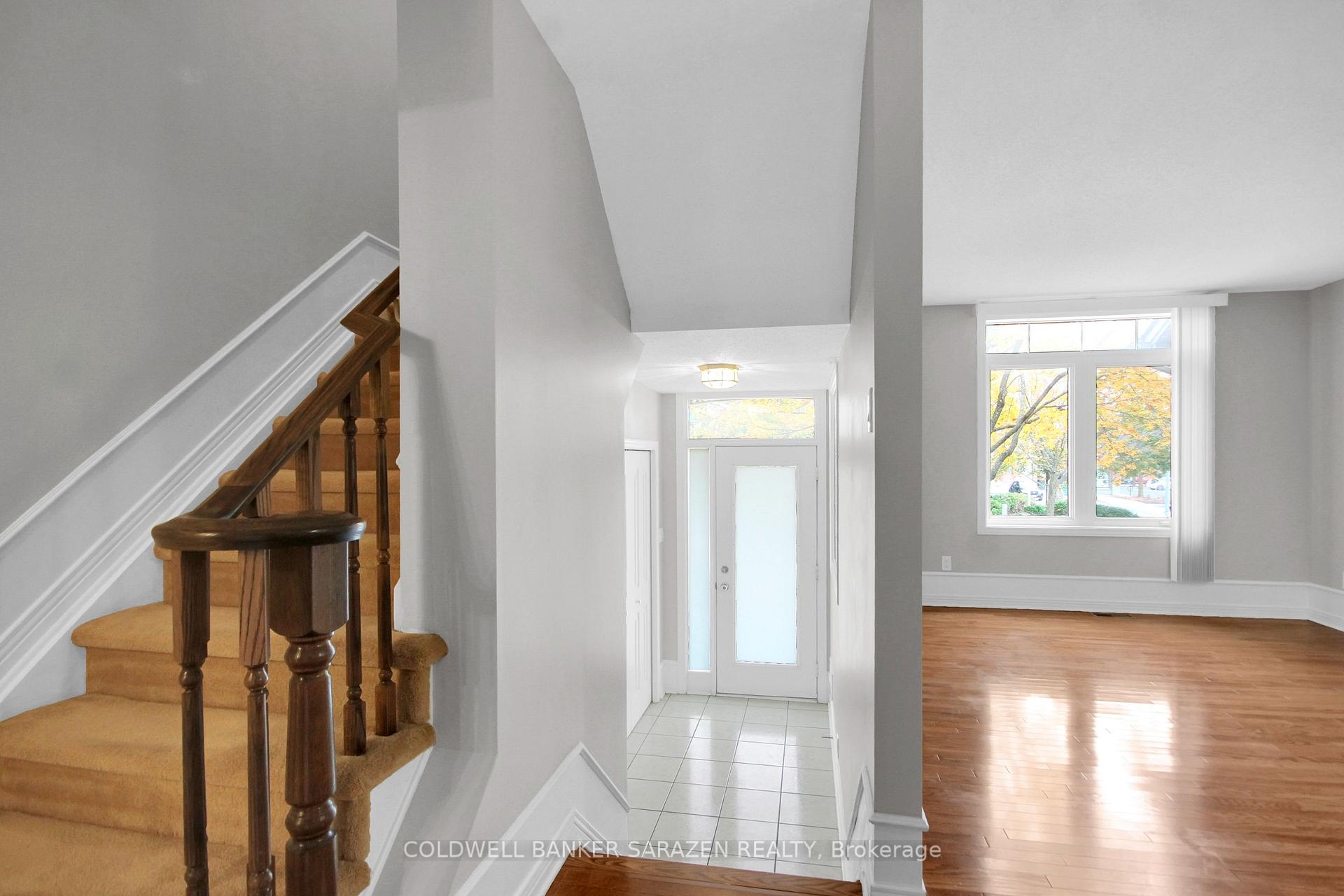 Photo 3 of 42 Colchester Square, Ottawa, Kanata - Beaverbrook — HOMEH