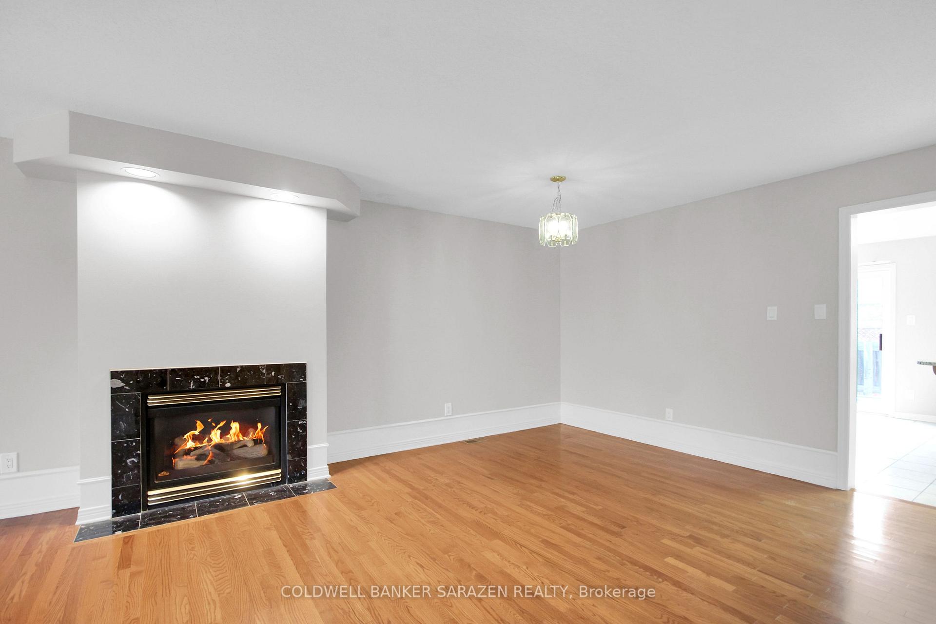 Photo 8 of 42 Colchester Square, Ottawa, Kanata - Beaverbrook — HOMEH