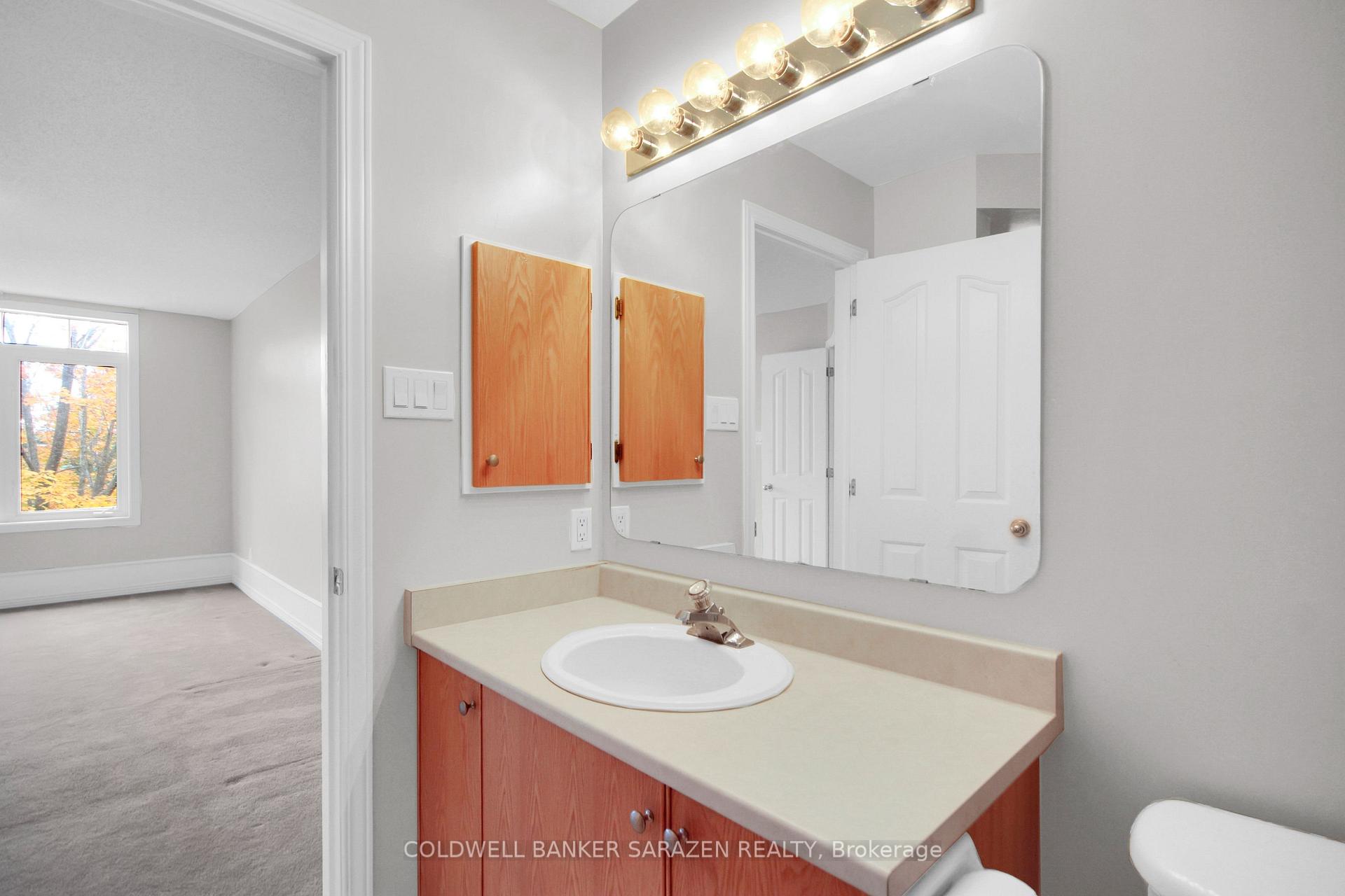 Photo 31 of 42 Colchester Square, Ottawa, Kanata - Beaverbrook — HOMEH