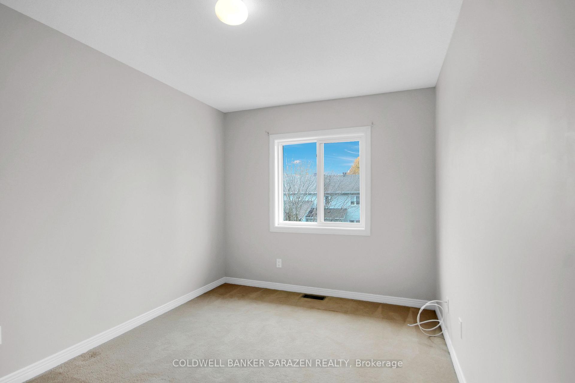 Photo 32 of 42 Colchester Square, Ottawa, Kanata - Beaverbrook — HOMEH