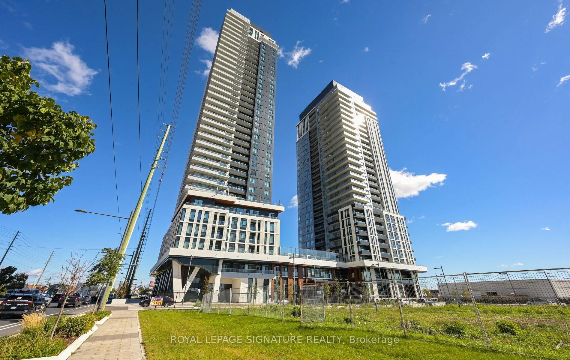 Front of Unit 2609, 5 Meadowdale Road