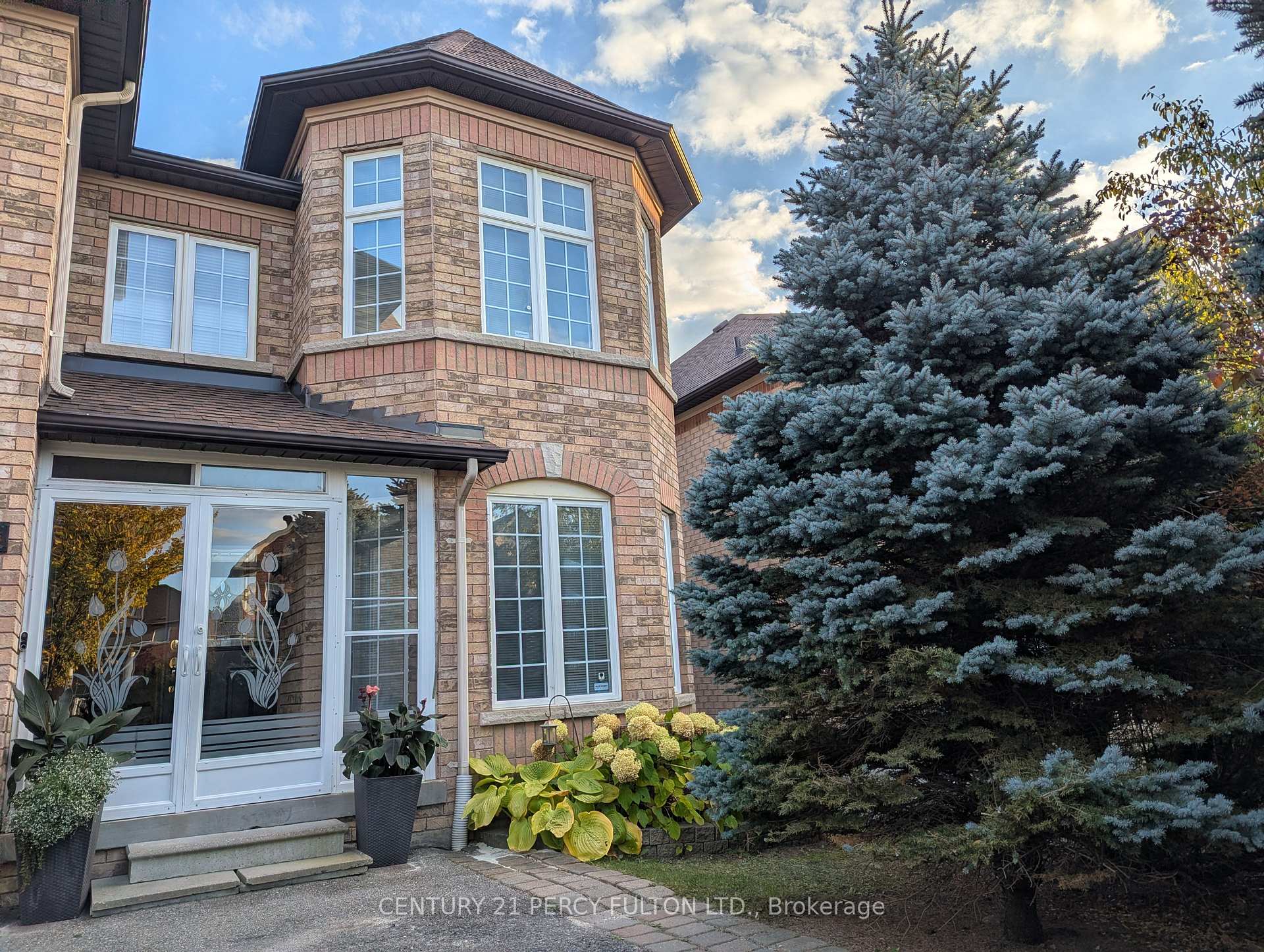Photo 4 of 53 Elmrill Road, Markham, Berczy — HOMEH