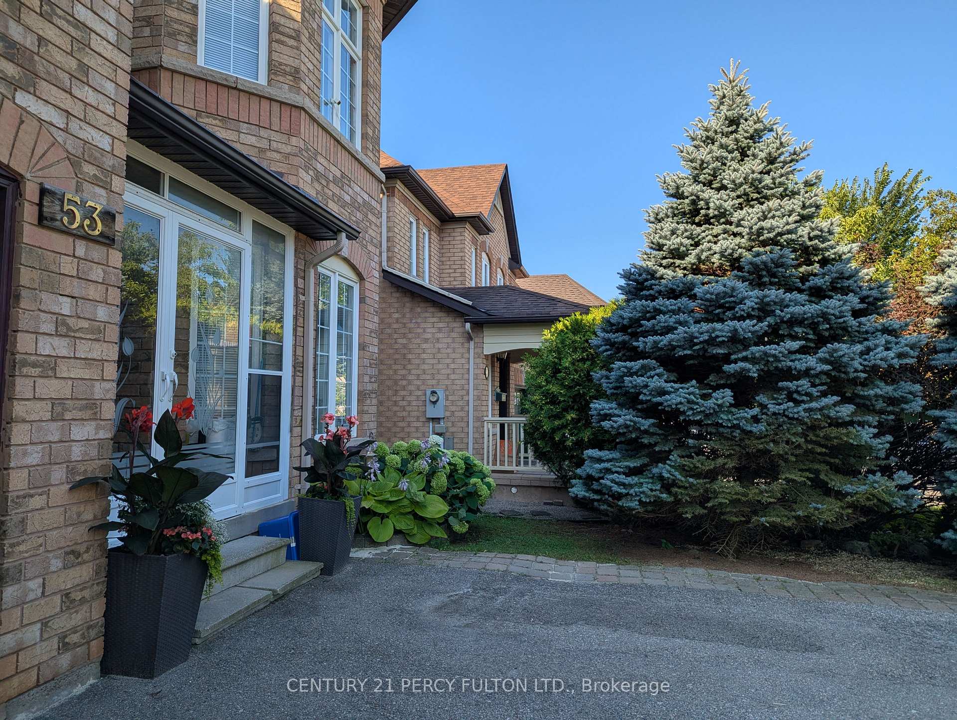Photo 5 of 53 Elmrill Road, Markham, Berczy — HOMEH