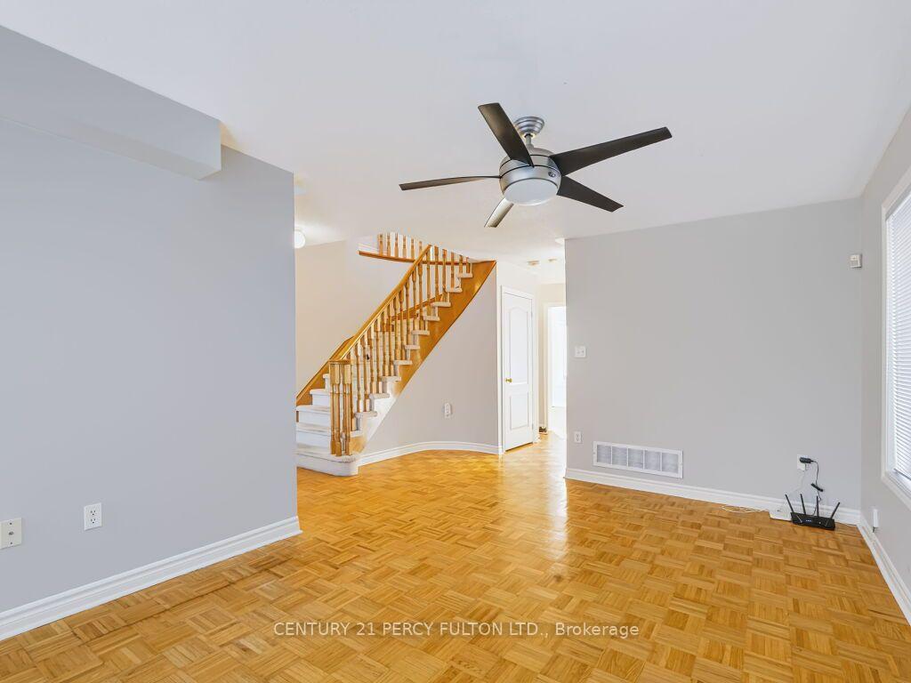 Photo 13 of 53 Elmrill Road, Markham, Berczy — HOMEH