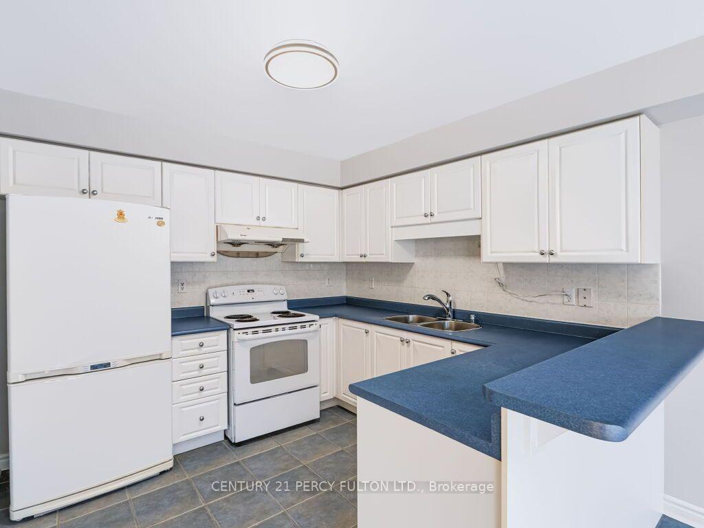 Photo 19 of 53 Elmrill Road, Markham, Berczy — HOMEH