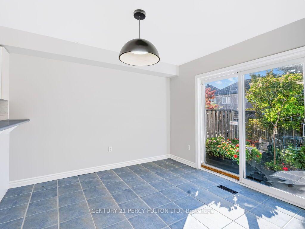 Photo 21 of 53 Elmrill Road, Markham, Berczy — HOMEH