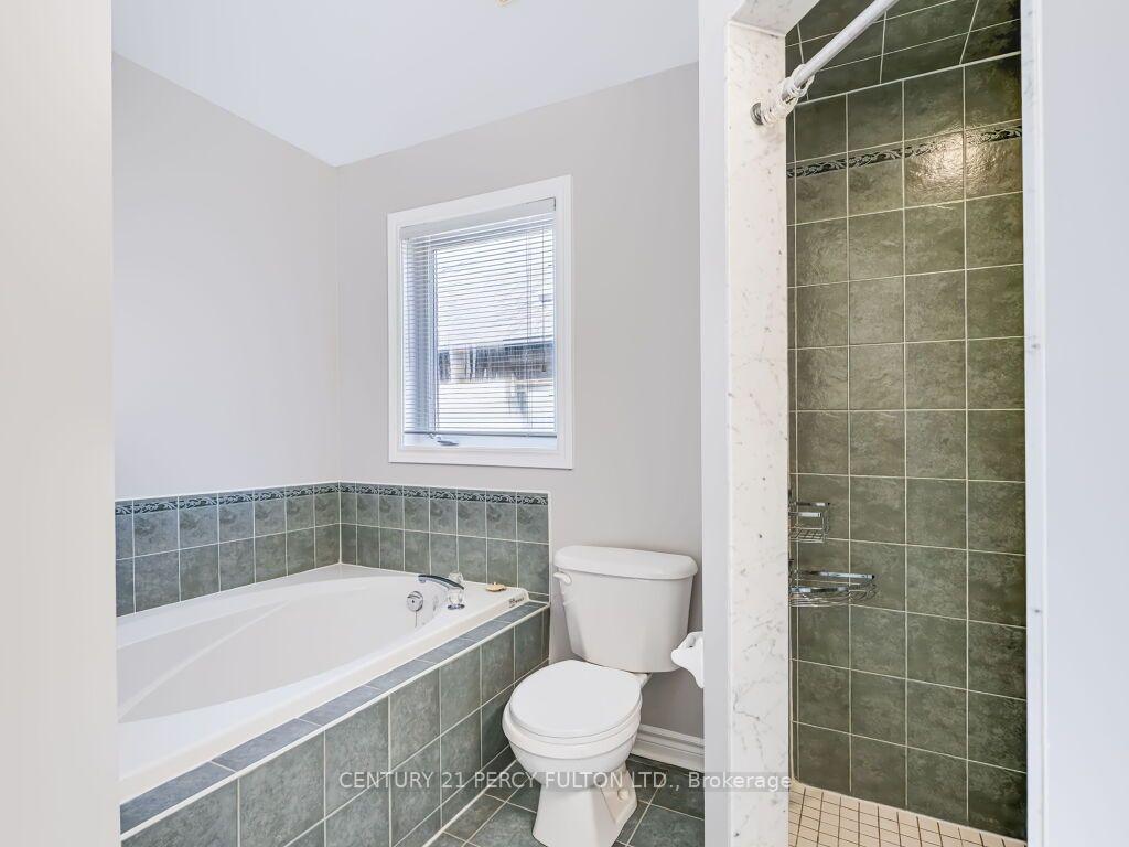 Photo 32 of 53 Elmrill Road, Markham, Berczy — HOMEH