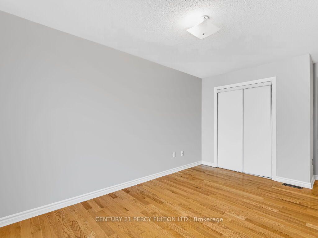 Photo 39 of 53 Elmrill Road, Markham, Berczy — HOMEH