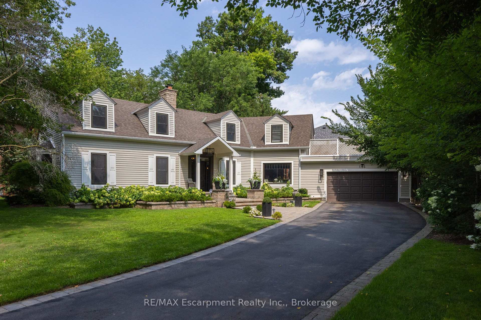 Photo of 105 Whittington Place