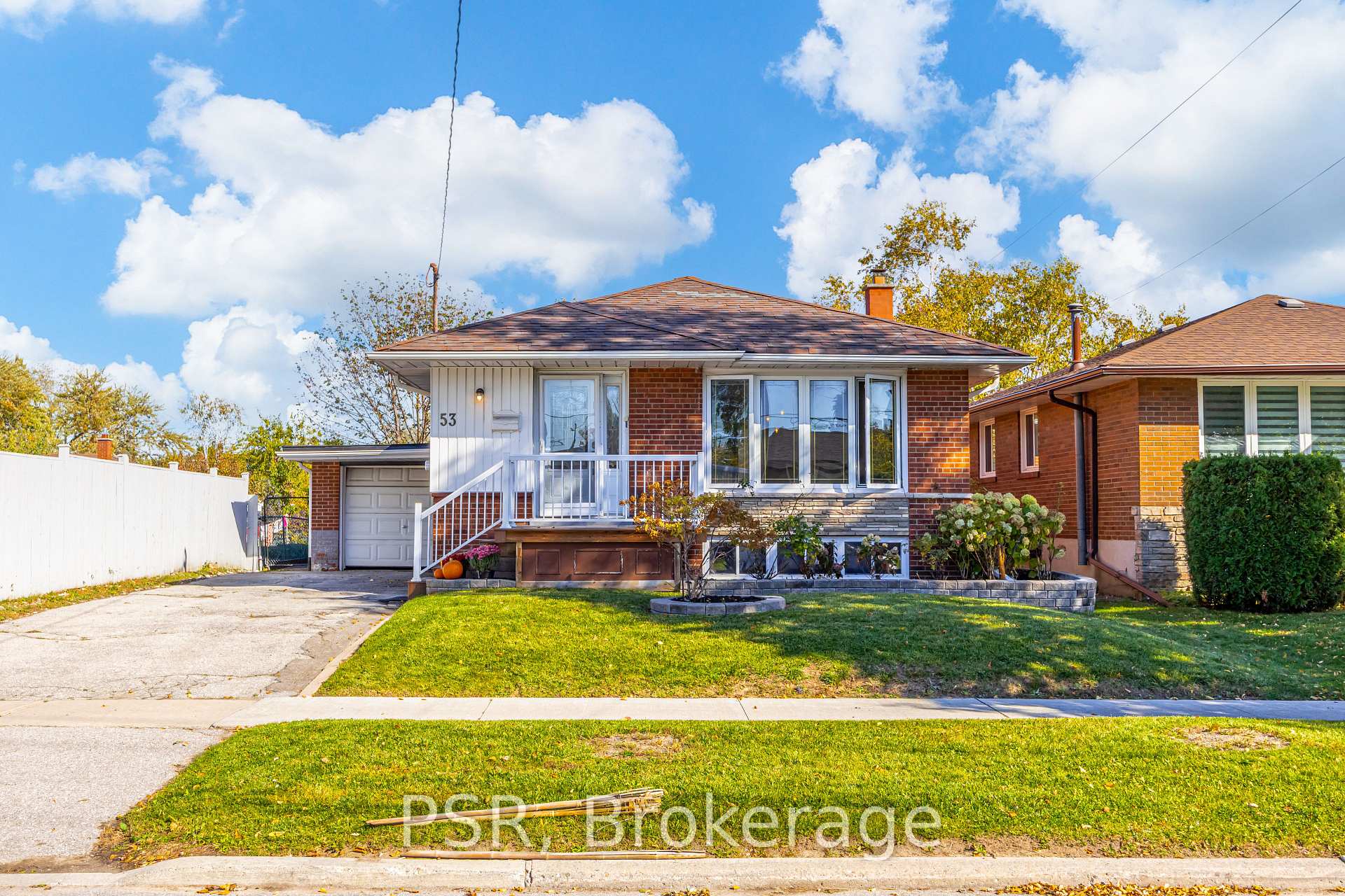 Front of 53 Marcos Boulevard