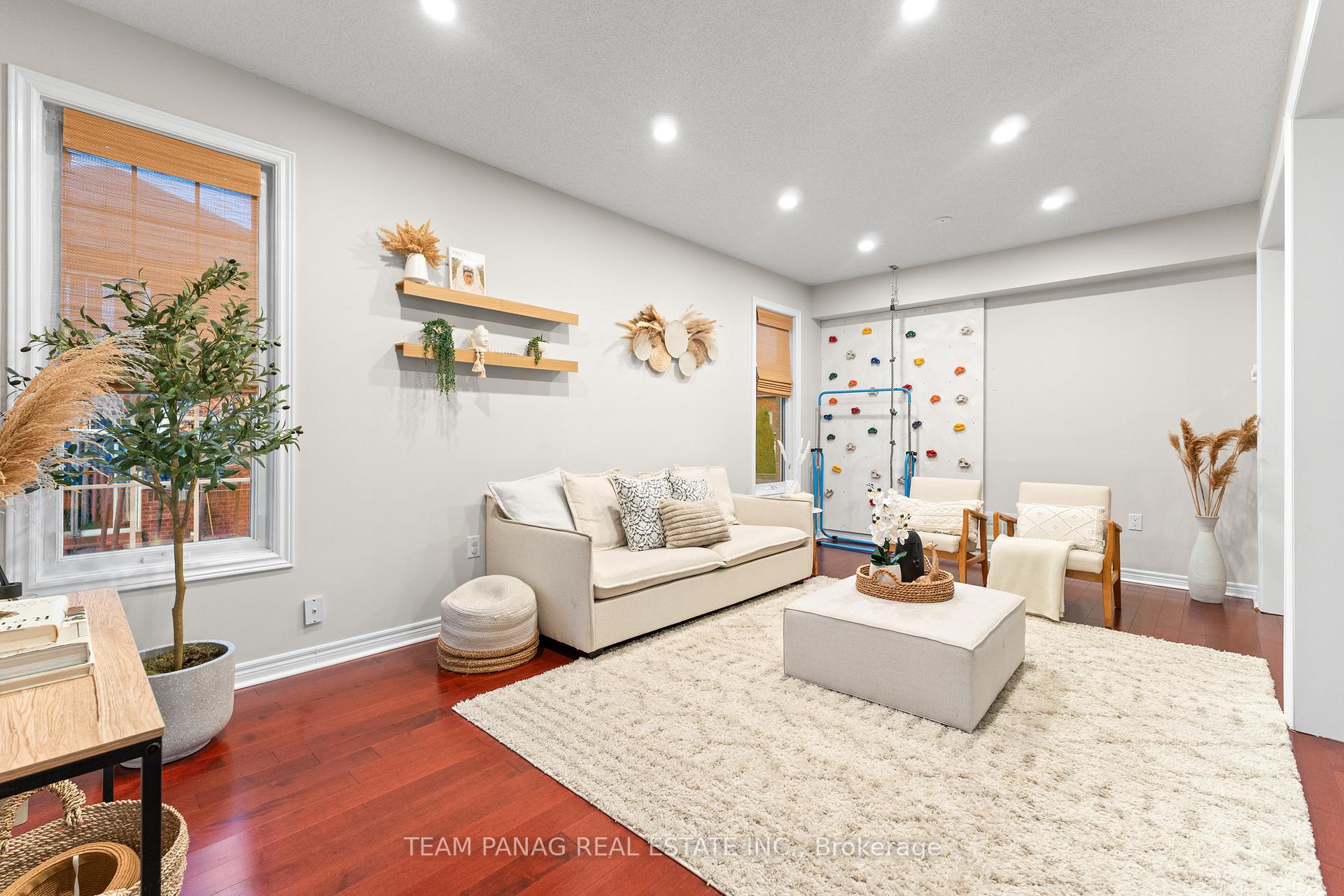 Photo 3 of 23 Sea Lion Road, Brampton, Madoc — HOMEH