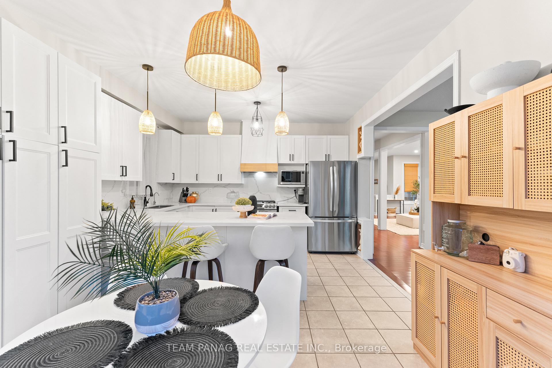 Photo 10 of 23 Sea Lion Road, Brampton, Madoc — HOMEH